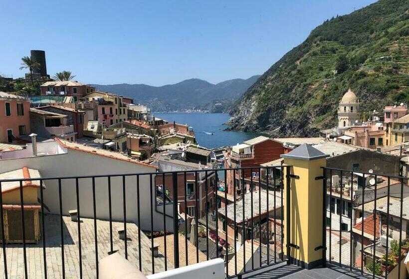 Пансион La Polena Camere Vernazza   Suite Vista Mare