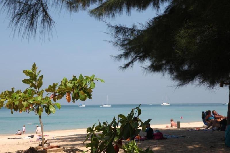 פנסיון Naiyang Seaview Place Resort