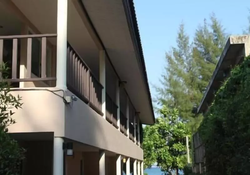 ペンション Naiyang Seaview Place Resort