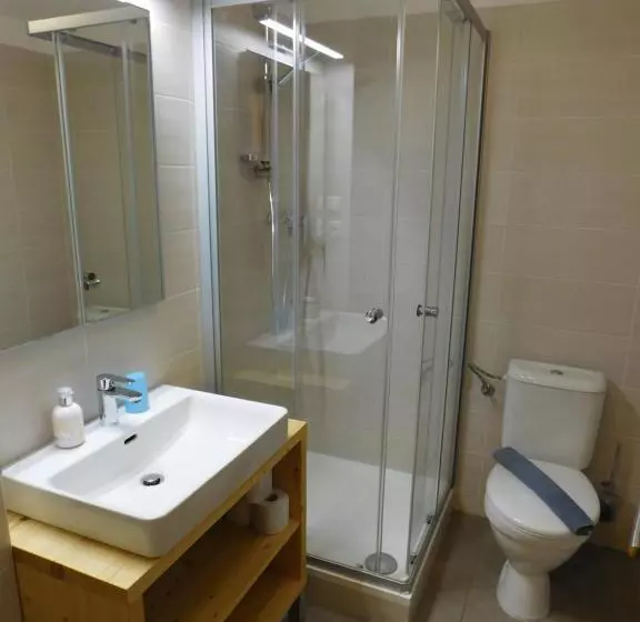 Majatalo Penzion Eden