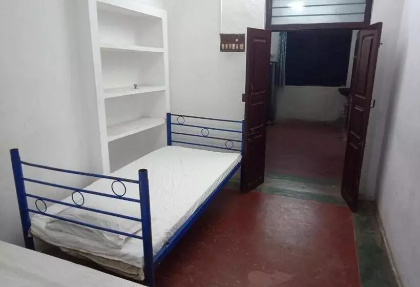 پانسیون Vacation Home Stay