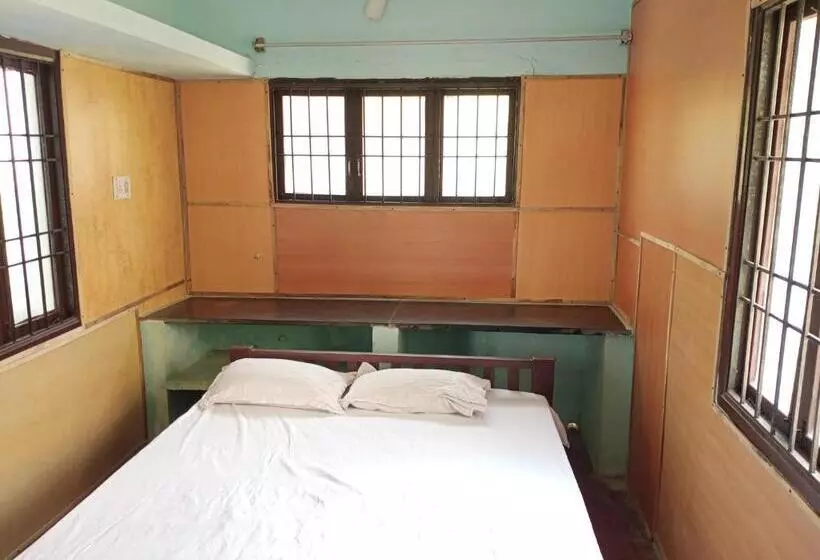 پانسیون Vacation Home Stay