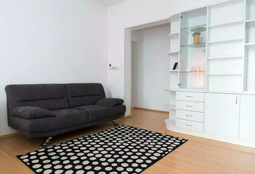 پانسیون Vila šiftar