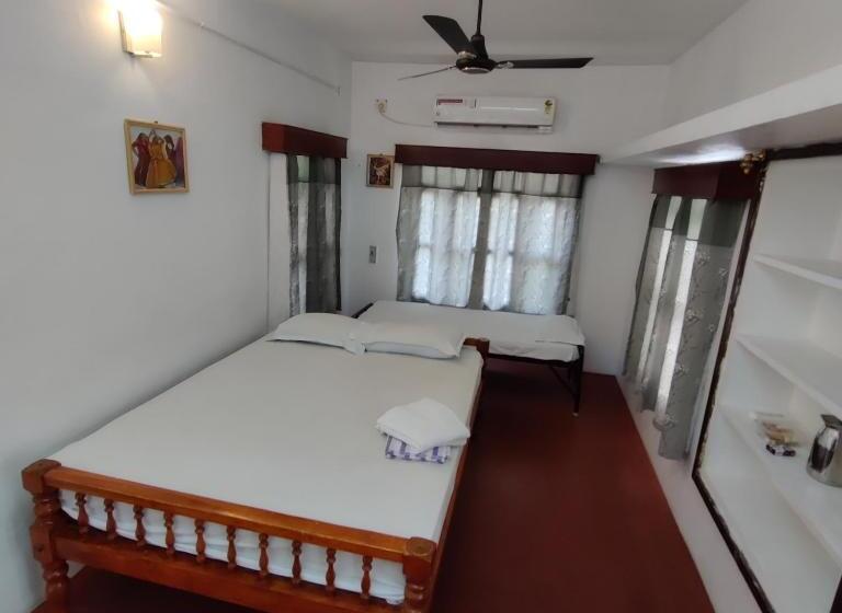 پانسیون White Villa Guest House Pondicherry