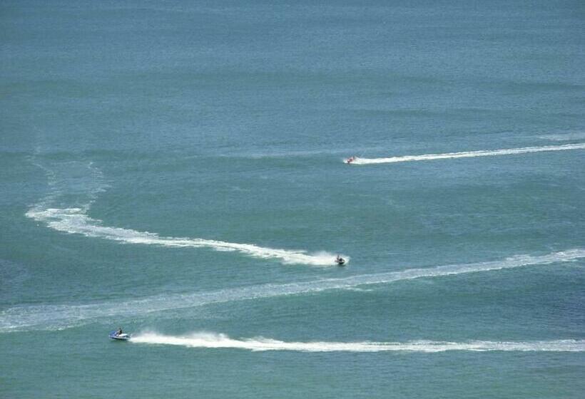 Shores Of Panama Penthouse Resort