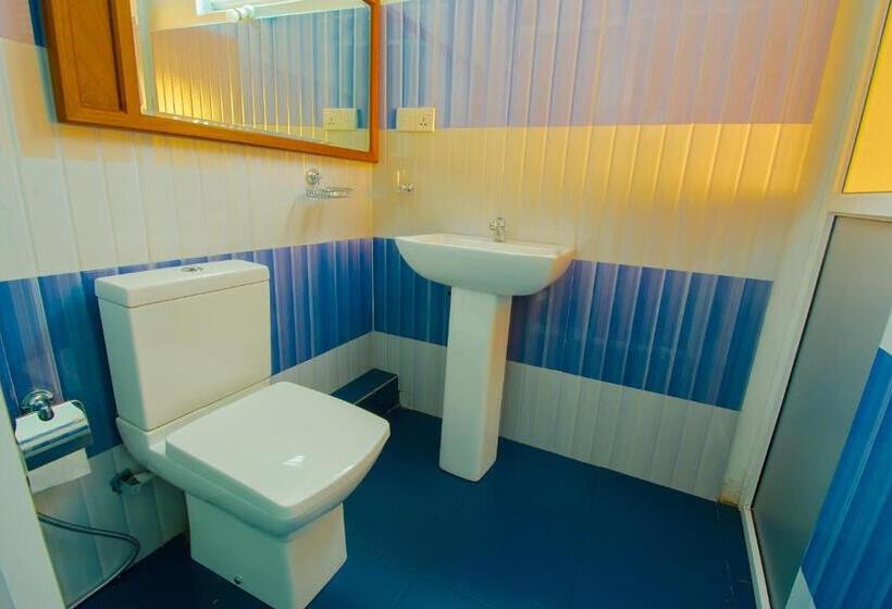 Hotel Kandy Riverside Villa