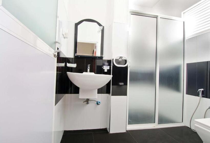 Hotel Kandy Riverside Villa