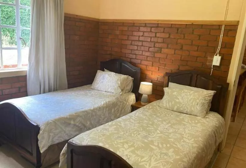 ホテル Mieliefontein Karoo Guest Farm