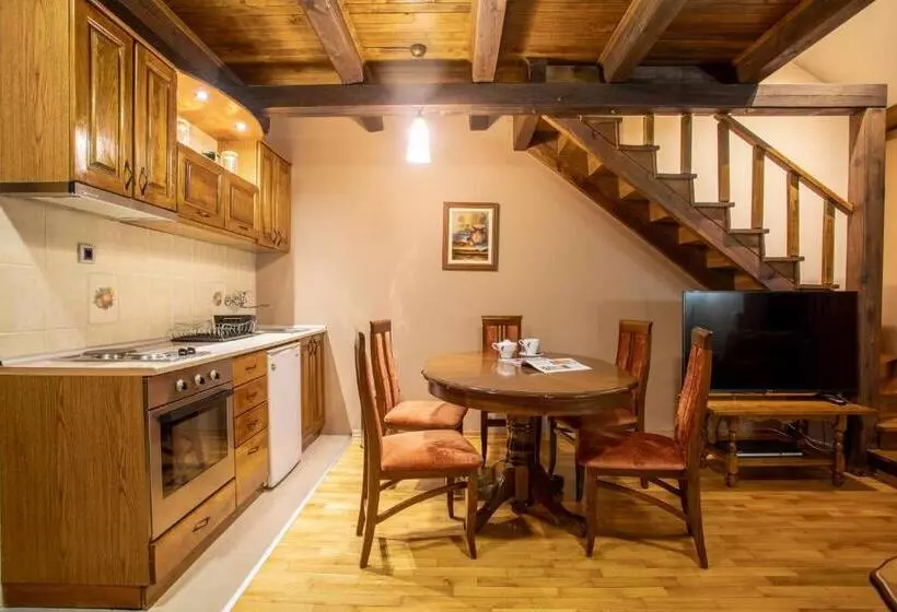 پانسیون Guest House Vila Bajka