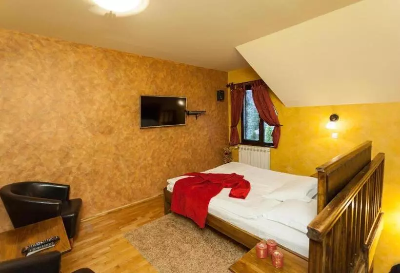 پانسیون Guest House Vila Bajka