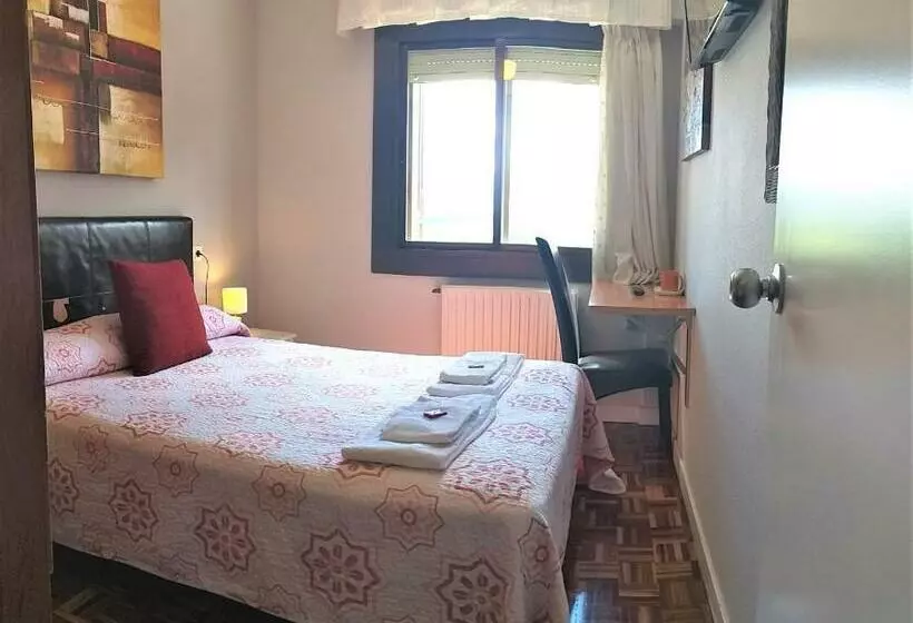 Pensión Pamplonabeds