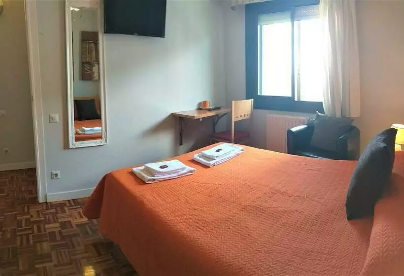 Pensión Pamplonabeds