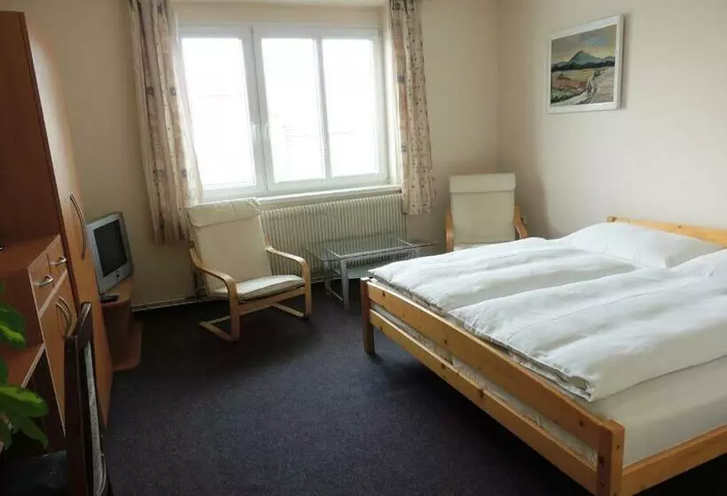 Majatalo Penzion Pohoda Beroun