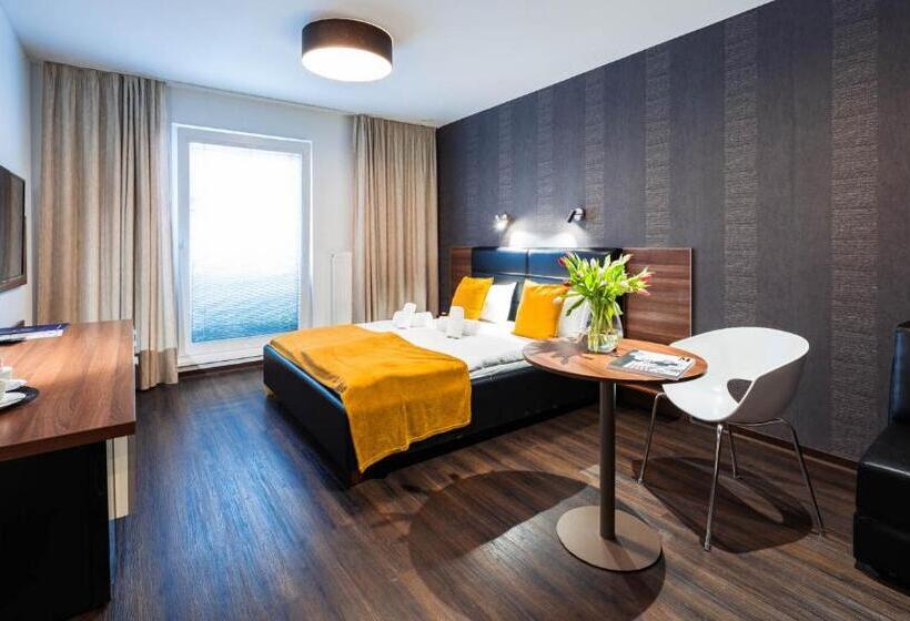 ペンション Penzion V Jízdárně