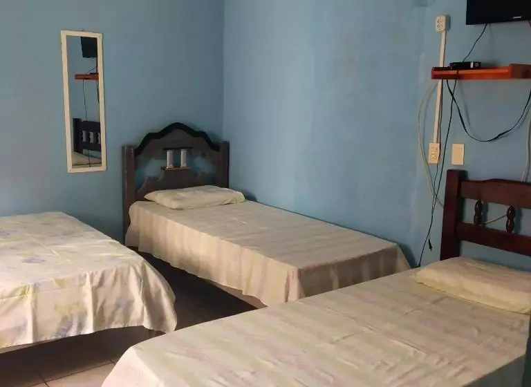 ペンション Pousada Sitio Preguicas