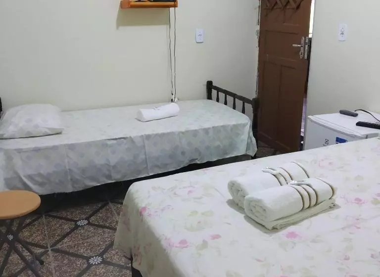 ペンション Pousada Sitio Preguicas