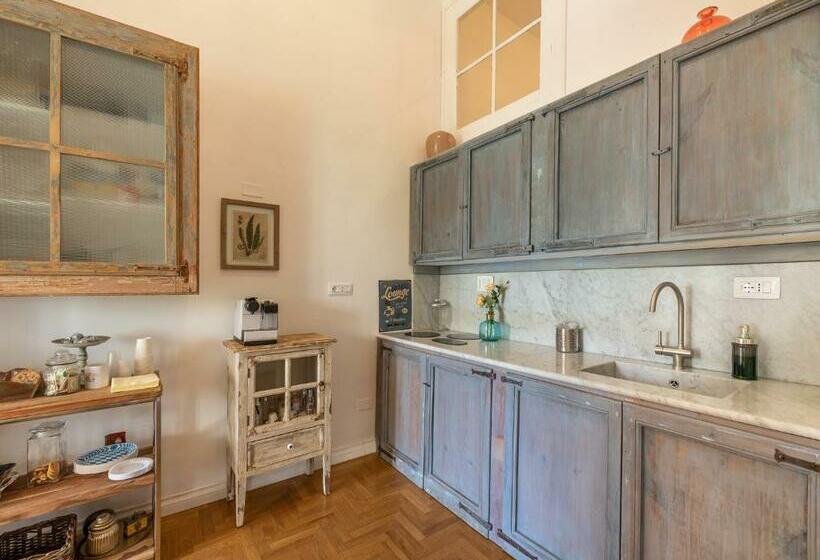 ペンション Sardinia Home Design