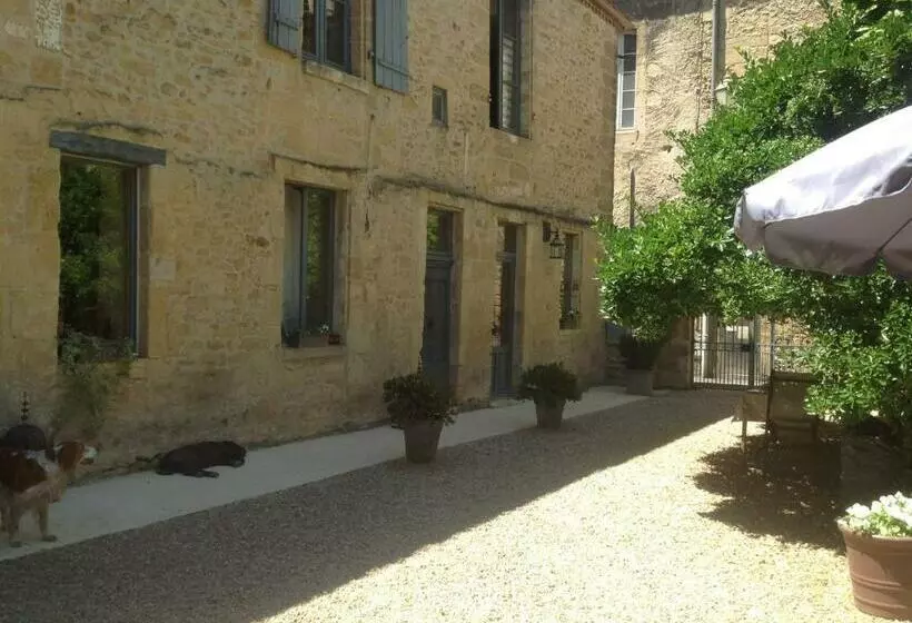 ペンション Sarlat Côté Jardin