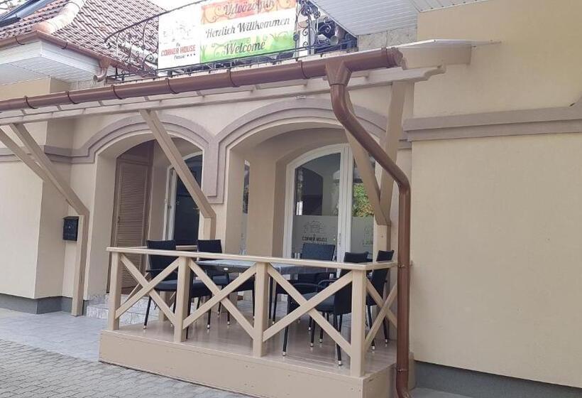 The Corner House Panzió