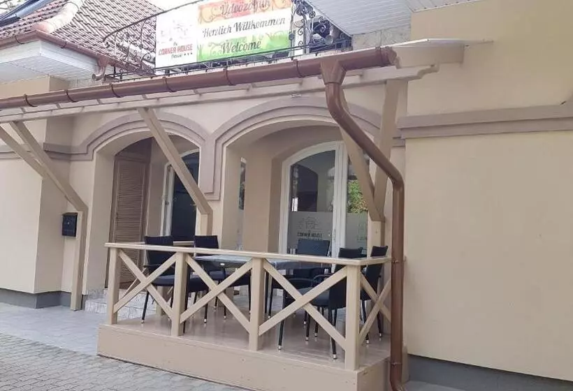 The Corner House Panzió