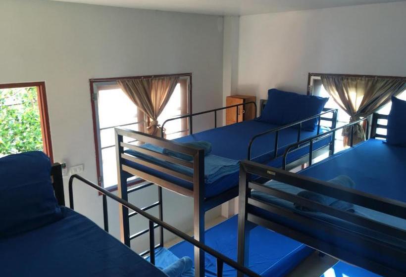 Schronisko Sea Breeze Backpacker