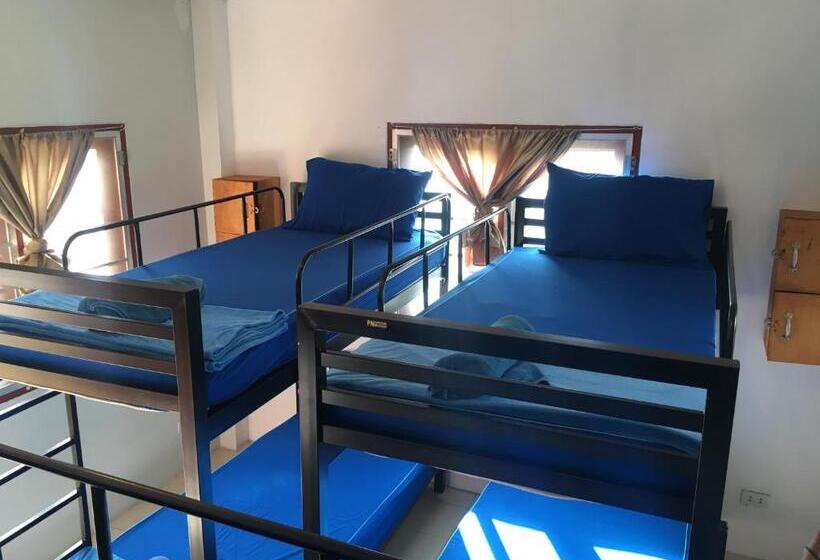 Schronisko Sea Breeze Backpacker