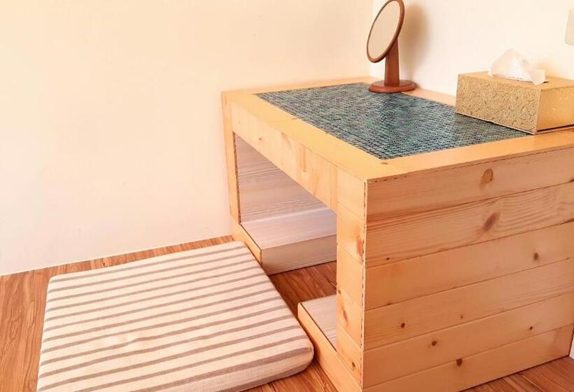 تختخواب و صبحانه Green Island Dolphin House