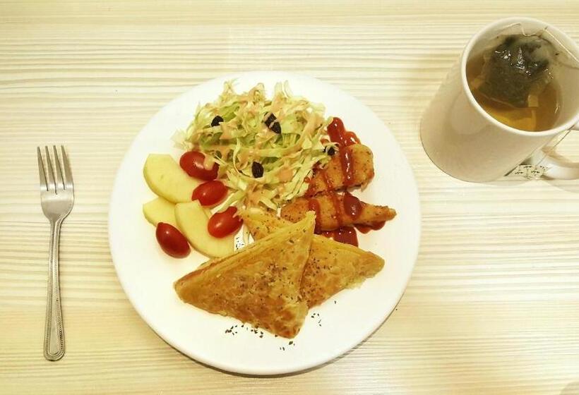 تختخواب و صبحانه Green Island Dolphin House