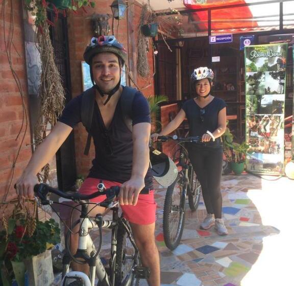 צימר Hostal La Casa Amarilla City