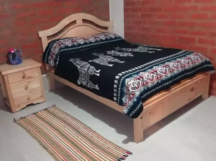 Aamiaismajoitus (B&B) Hostal La Casa Amarilla City