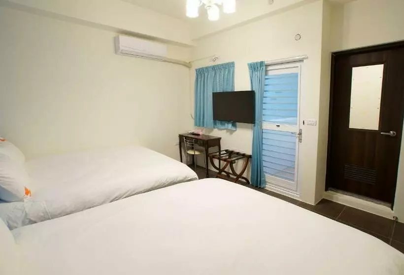 تختخواب و صبحانه Trip Villagetaitung Trip
