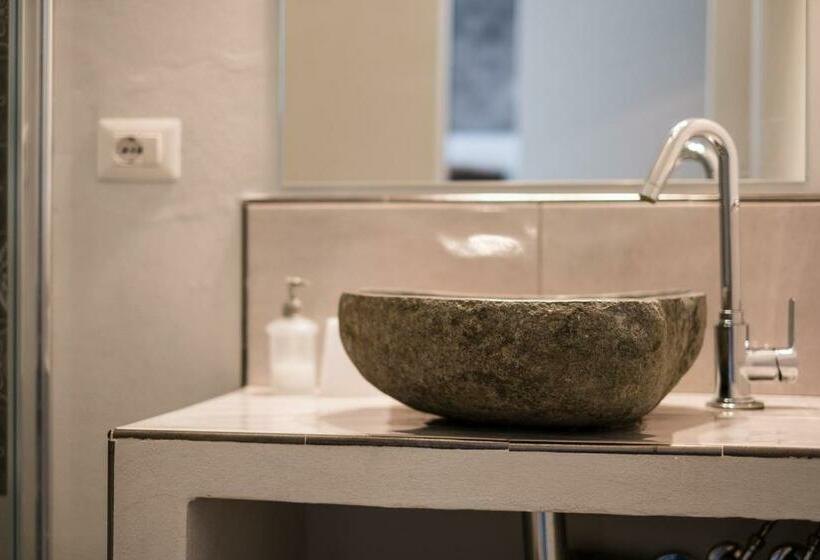 Casadada Bed And Breakfast