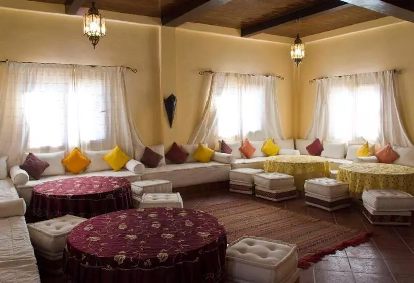 Hotelli Auberge Kasbah Chez Amaliya