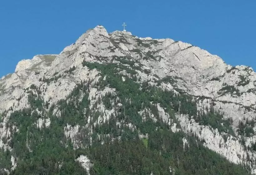 Hotel Hostel Cppi Vest