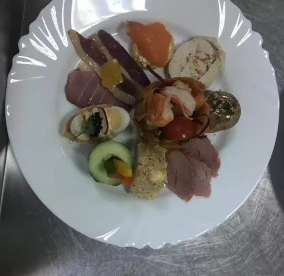 Hotel Hostel Cppi Vest