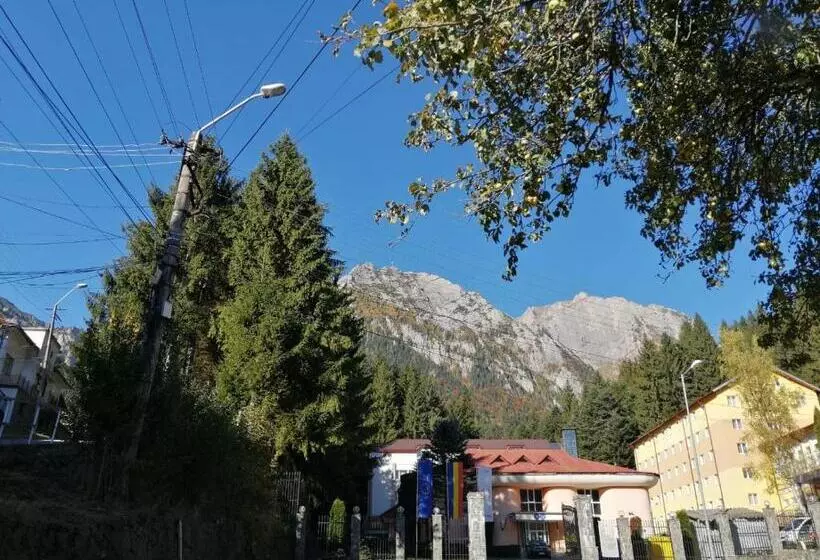 Hotel Hostel Cppi Vest