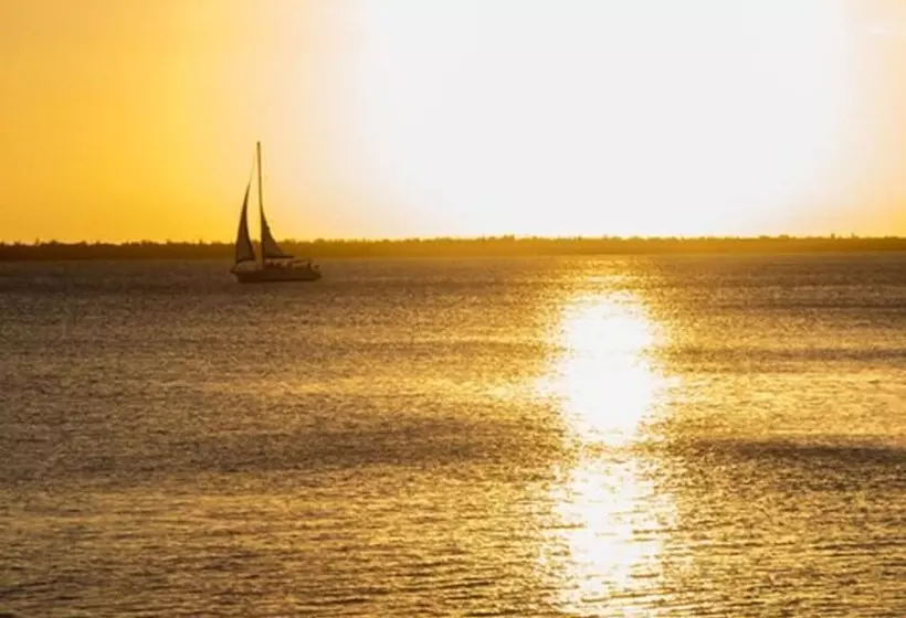 هتل Islander Bonaire