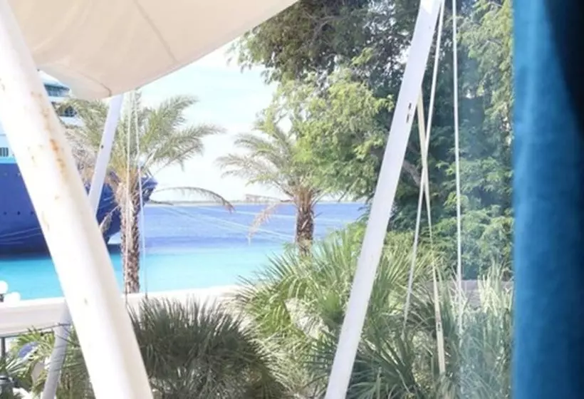 هتل Islander Bonaire