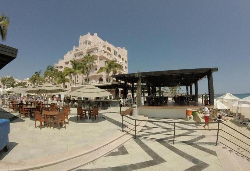 Hotelli Suites At Pb Rose  Resort And Spa Cabo San Lucas