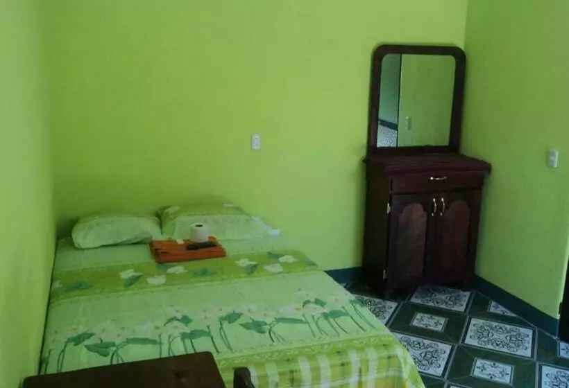 Hotel Y Restaurante Playa Linda