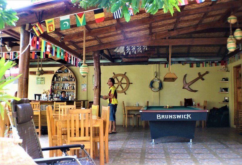 Hotel Zen Rooms Captain S Lodge