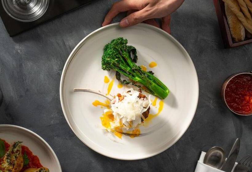 Intercontinental Residences Saigon, An Ihg