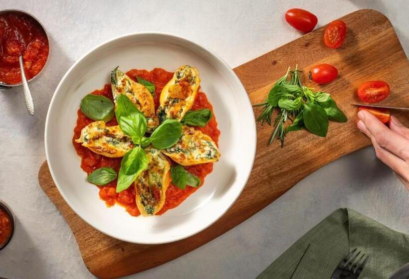 Intercontinental Residences Saigon, An Ihg