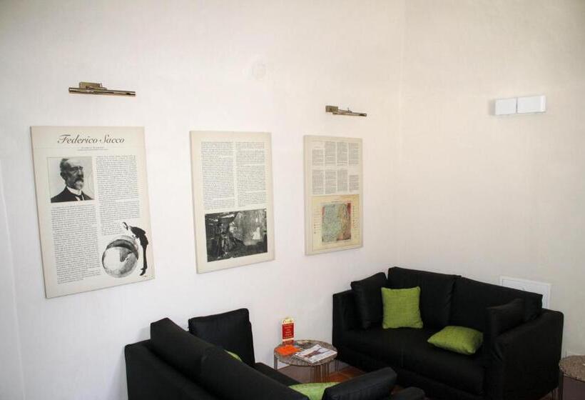 Palazzo Sacco Hostello Fossano