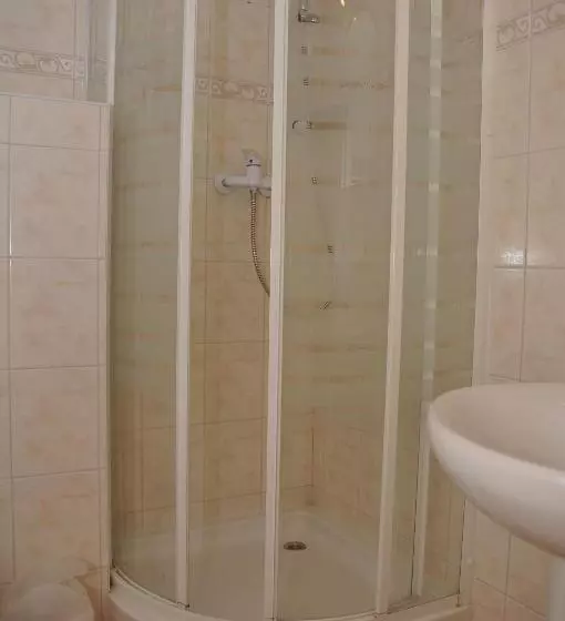 پانسیون Penzion Po Vode