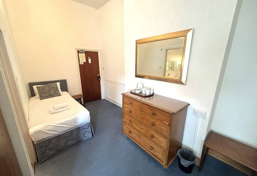 بنسيون Winter Dene Hotel Beachside