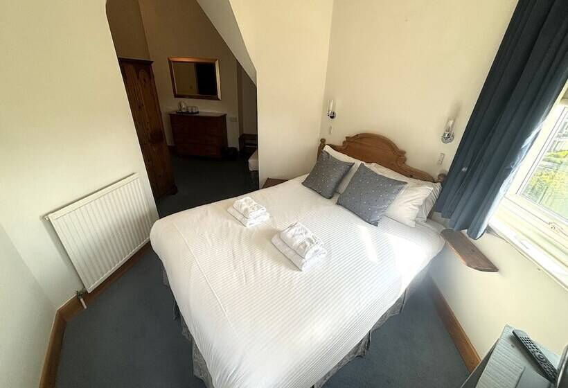 بنسيون Winter Dene Hotel Beachside