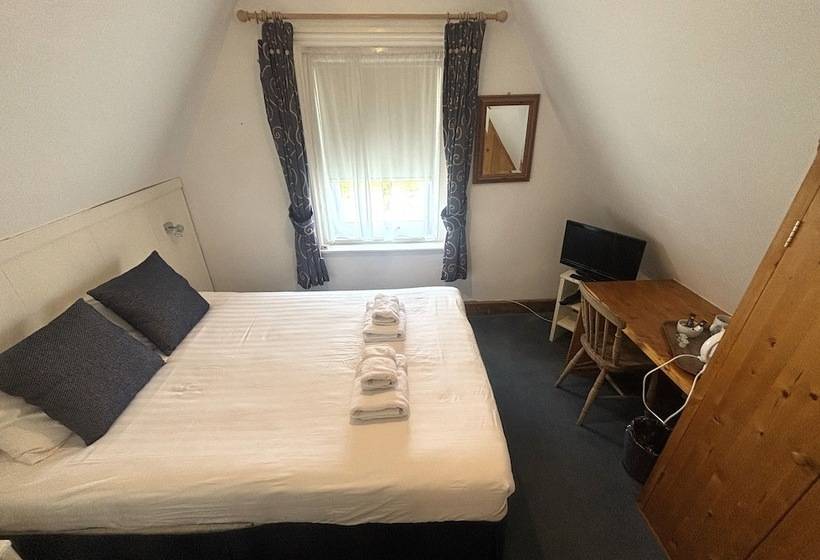 بنسيون Winter Dene Hotel Beachside