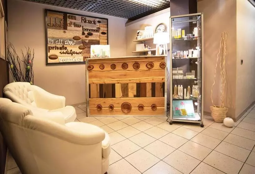 Veronza Clubresidence