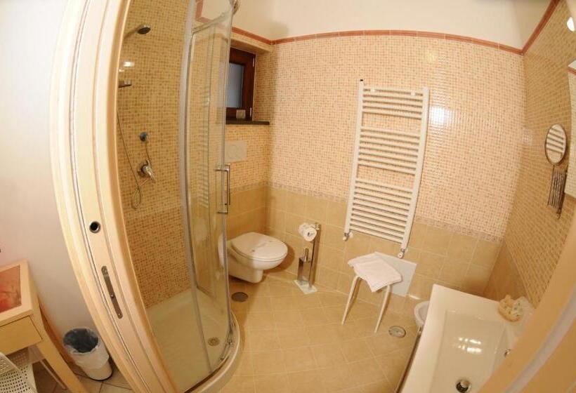 ベッドアンドブレックファースト A 2 Passi Dagli Dei